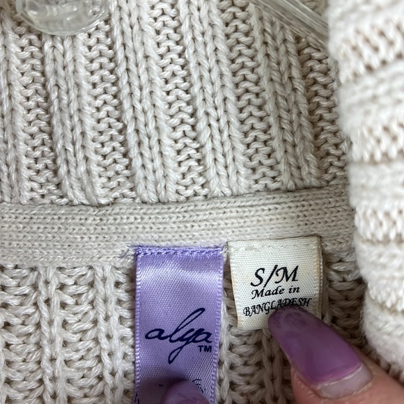 Alya pullover poncho style/cowlneck knittop with elbow patch/long sleeves Sz S/M - Picture 6 of 11